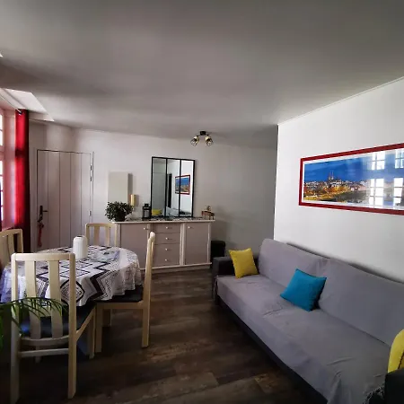 Jeu De Paume Apartment *